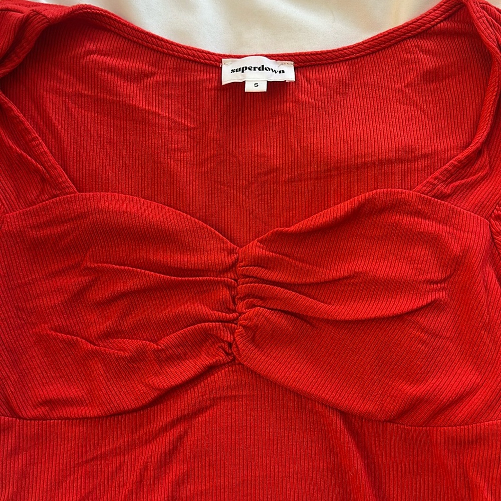 Superdown Red Ruched Crop Top - Picture 3 of 5